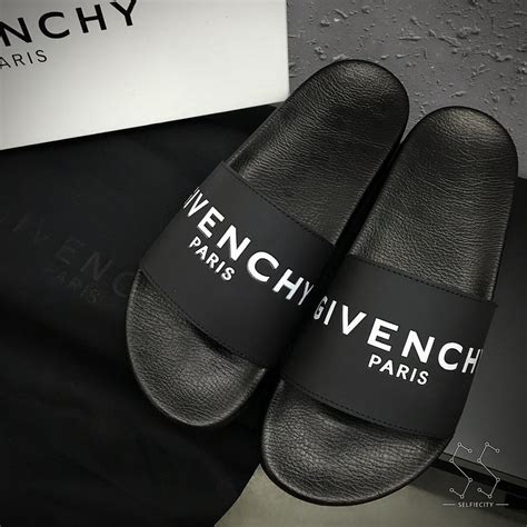 chinelos givenchy|Givenchy Stages A Couture Comeback .